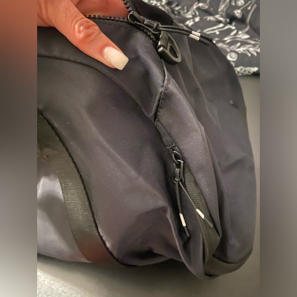 Fabletics - The Gym Duffle - New with Tags - Picture 6 of 6